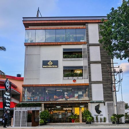 Hotel Golden Riviera Mysuru Zewnętrze zdjęcie