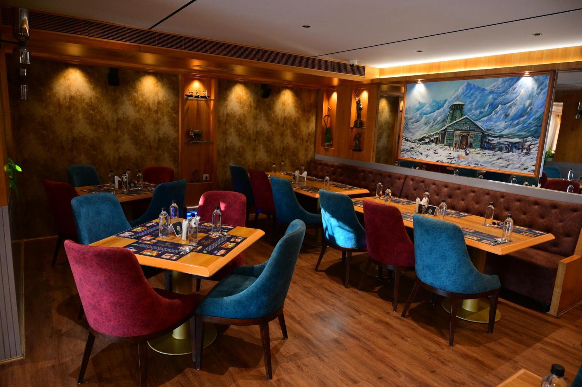 Hotel Golden Riviera Mysuru Zewnętrze zdjęcie