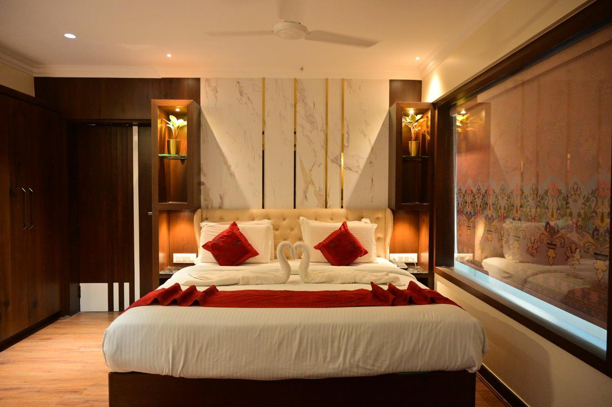 Hotel Golden Riviera Mysuru Pokój zdjęcie