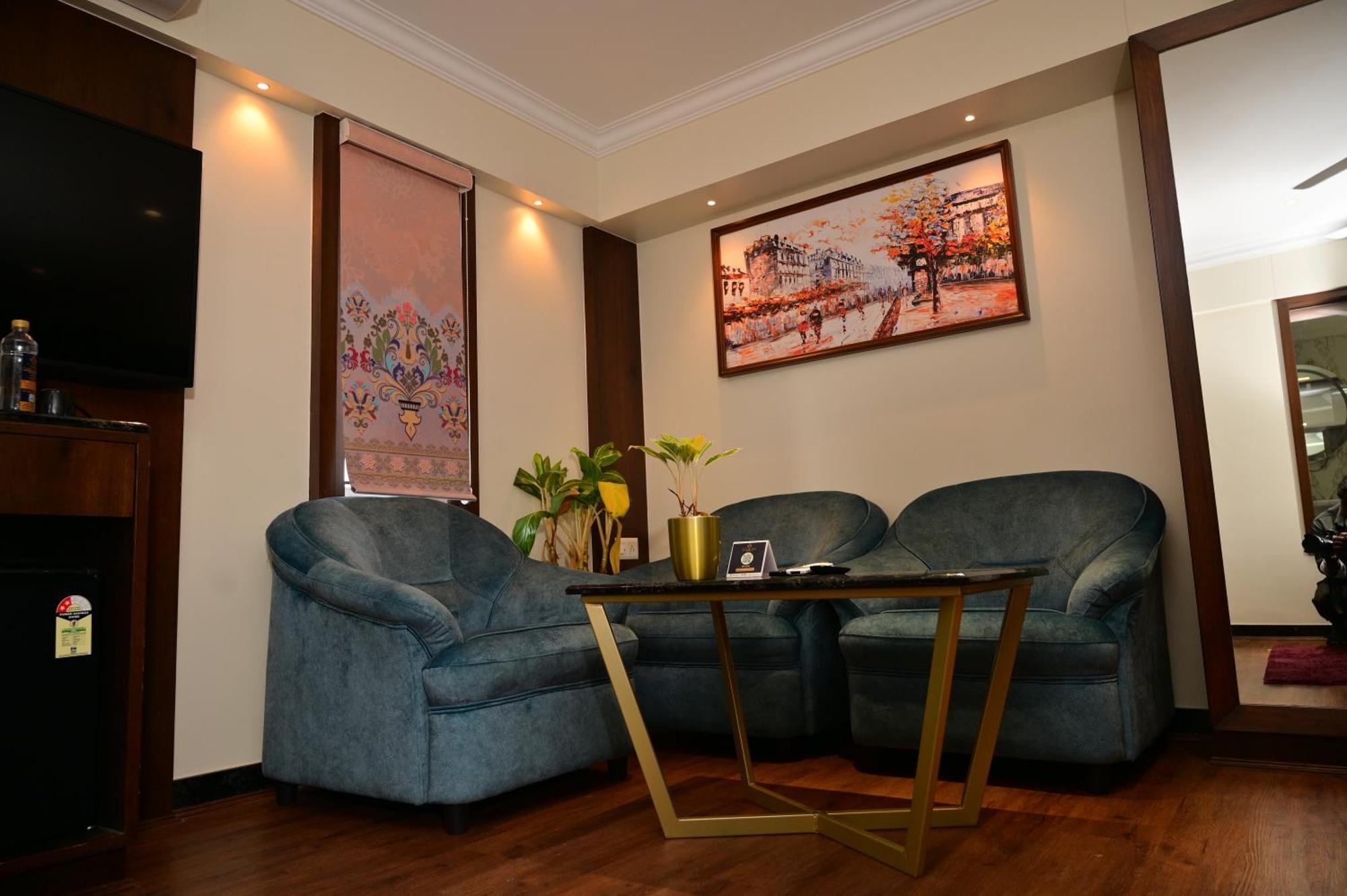 Hotel Golden Riviera Mysuru Pokój zdjęcie